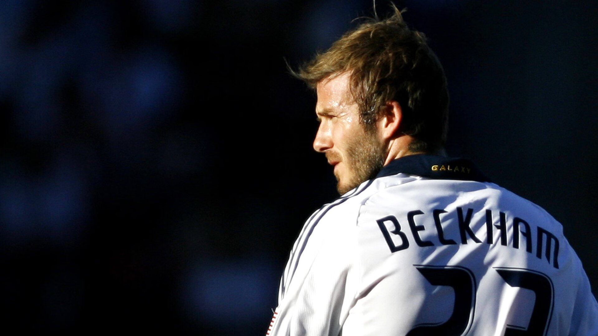 _马刺队战略调整，收获意外胜利_，马刺对战